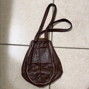 Elegant Brown 1940s Vintage Leather Women's Bag